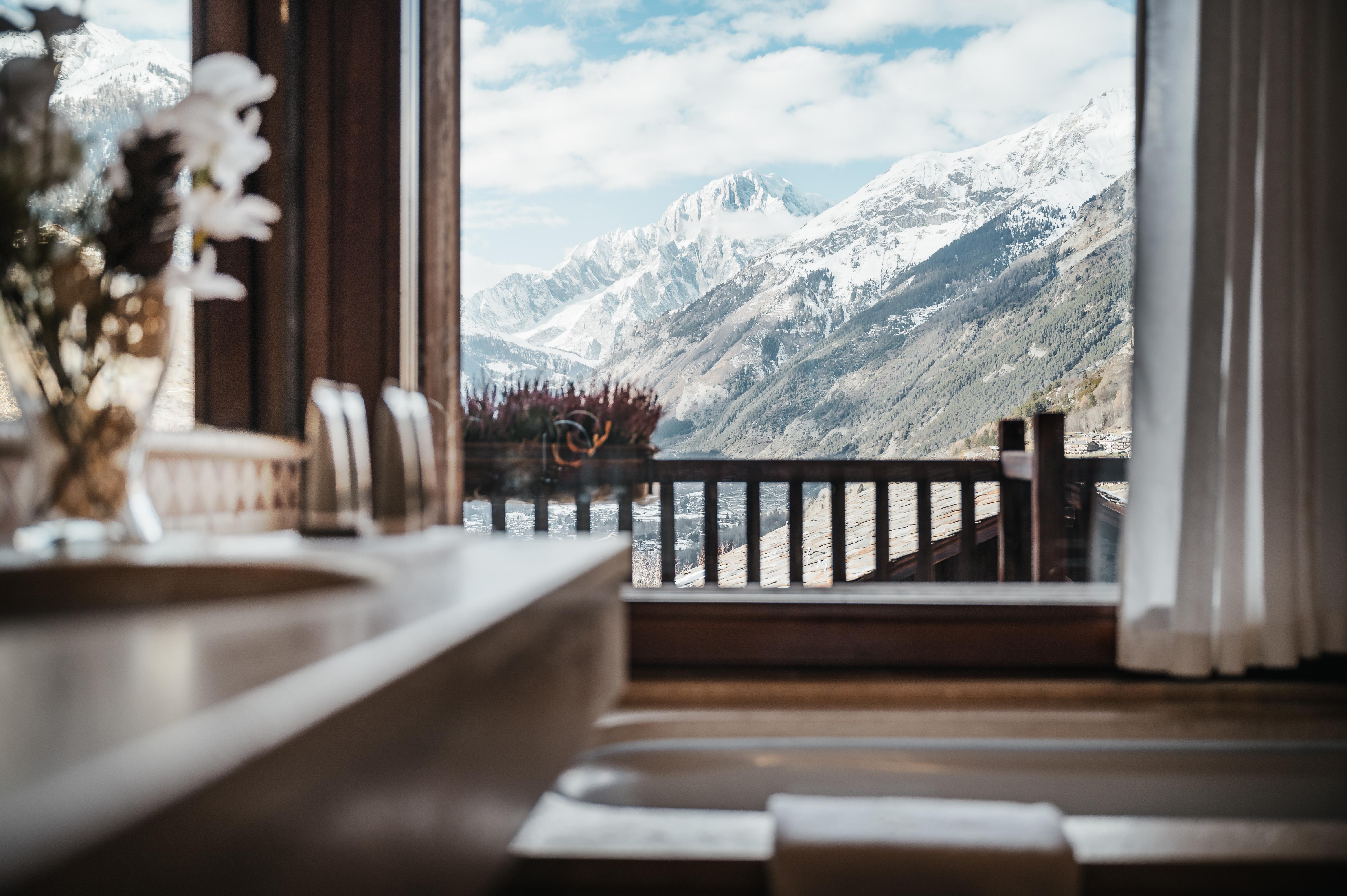 Relais Mont Blanc Hotel & Spa La Salle Eksteriør bilde
