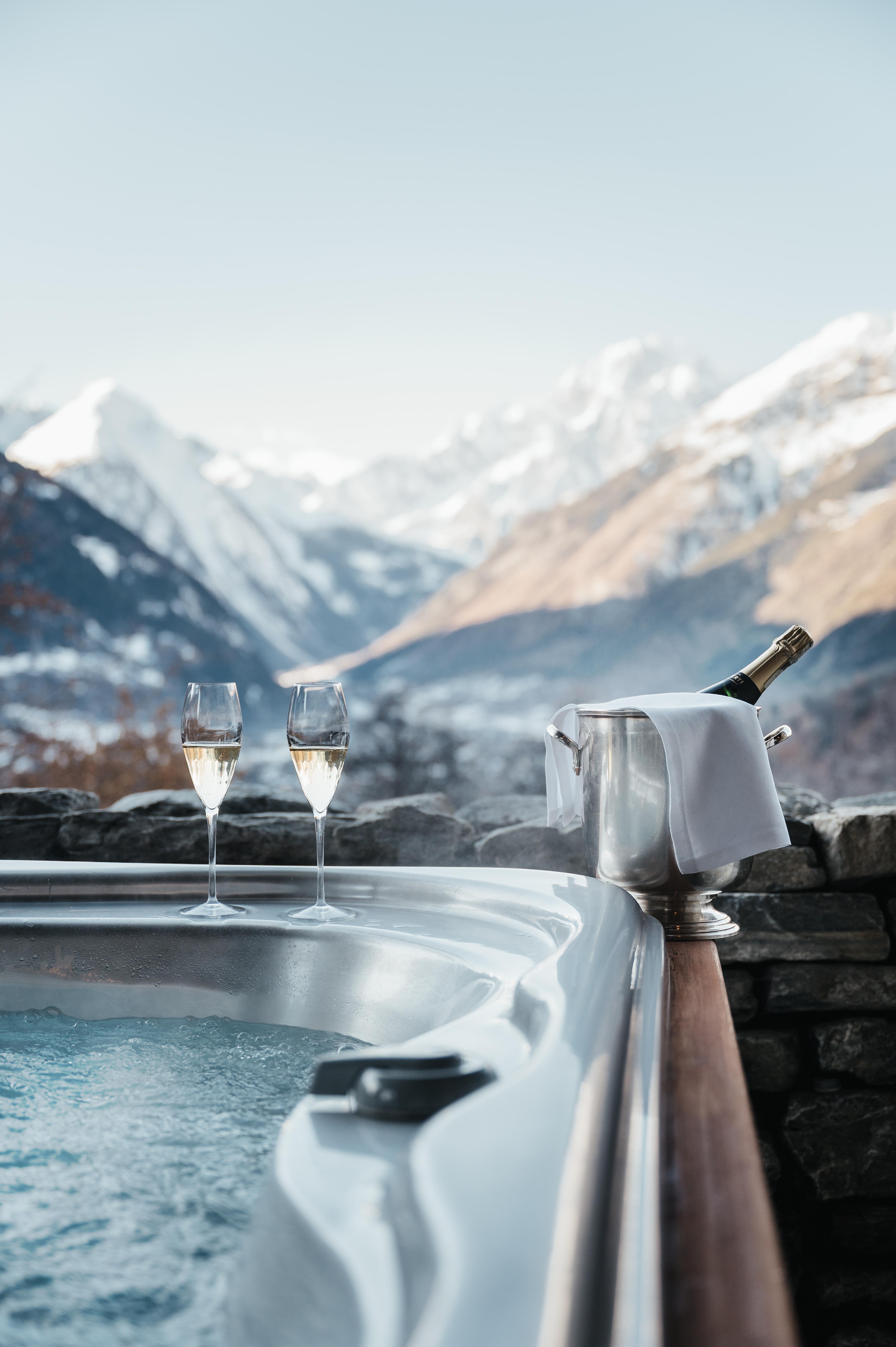 Relais Mont Blanc Hotel & Spa La Salle Eksteriør bilde