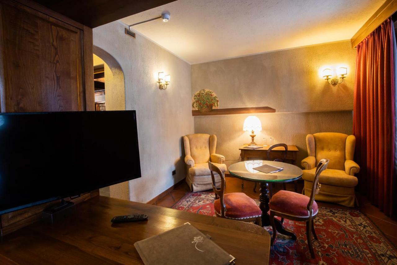 Relais Mont Blanc Hotel & Spa La Salle Eksteriør bilde